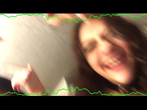 ❤️ Wando biyu masu sexy brunette mai ban sha'awa suna zama 'yan iska ❌ Batsa vk
